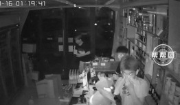 美国警察局爆料案件视频,案件视频揭示惊人真相