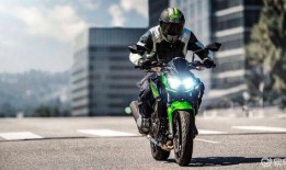 川崎400最新版本爆料,动力与科技完美融合，揭秘最新版本亮点