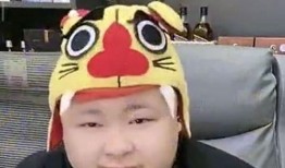 吃瓜爆料抖音网红大头,揭秘吃瓜爆料背后的故事