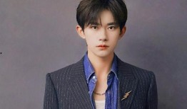 易烊千玺八卦爆料最新,独家爆料背后的惊人真相