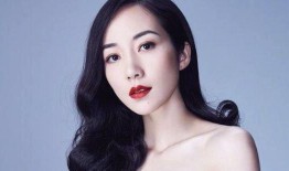 娱乐圈女的最新爆料明星,揭秘明星背后的惊人真相！